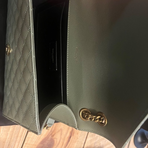 Saint Laurent - Picture 4 of 5